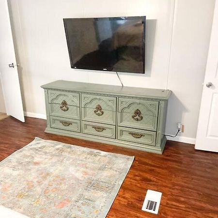 Centrally Located 3 Bedroom Уест Монро Екстериор снимка