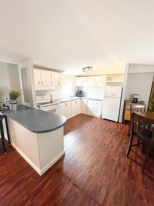 Centrally Located 3 Bedroom Уест Монро Екстериор снимка
